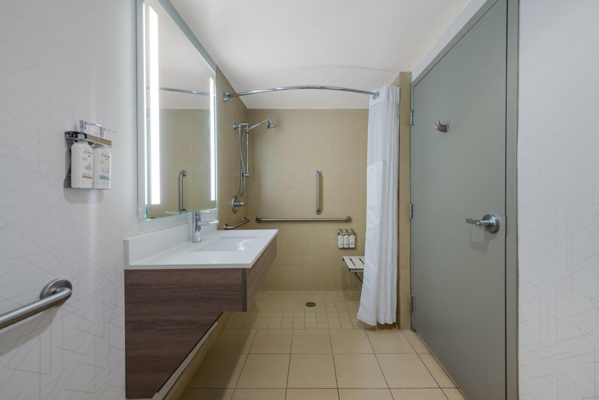 Holiday Inn Express Hotels- Hampton By Ihg Kültér fotó