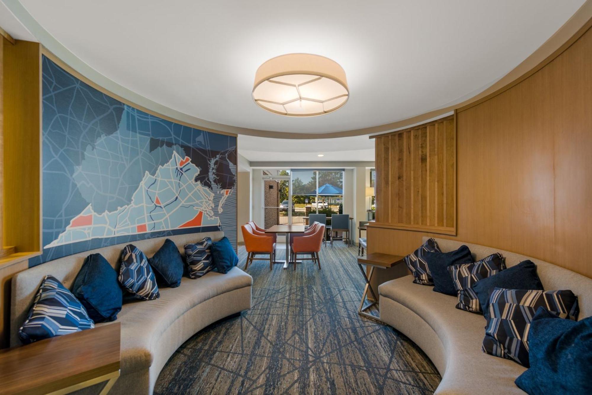 Holiday Inn Express Hotels- Hampton By Ihg Kültér fotó